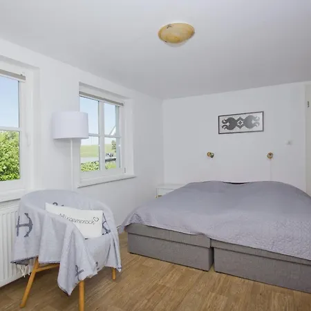 Gutshof Ostseeblick Ferienwohnung 02 公寓 Neuendorf (Rugen)