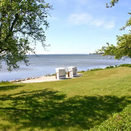 Strandnahe Idylle Am Meer, Private Badestelle Mit Strandkorb - Gutshof Ostseeblick Nr 02