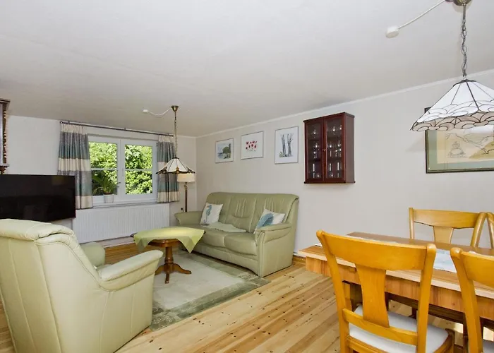 Gutshof Ostseeblick Ferienwohnung 02 Daire